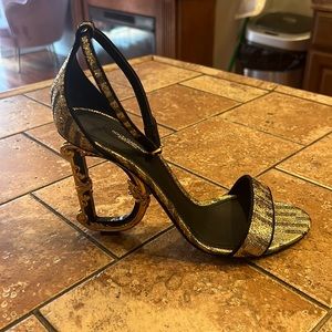 Dolce heels Size 9 (39)